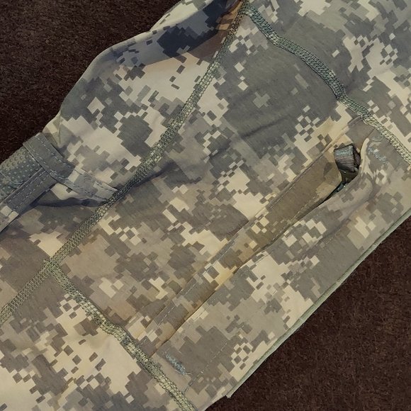 NEW Army Combat Shirt (ACS) – flame resistant - Picture 4 of 8